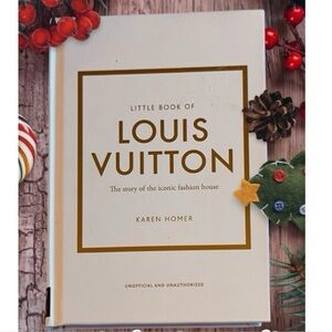 LOUIS VUITTON SMALL COFFEE TABLE BOOK PHOTOS & HISTORY OF LV GIFT